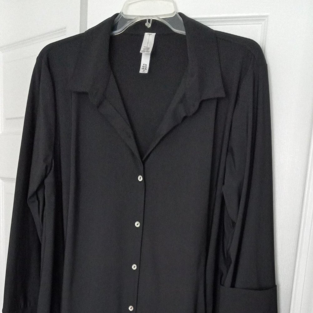 MarlaWynne Black Top XLarge